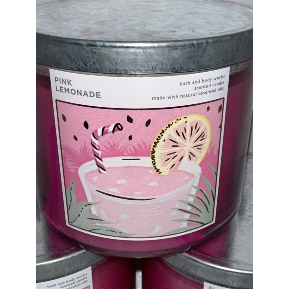 Bath & Body Works Pink Lemonade 3-Wick Scented Candle 14.5oz Essential Oils